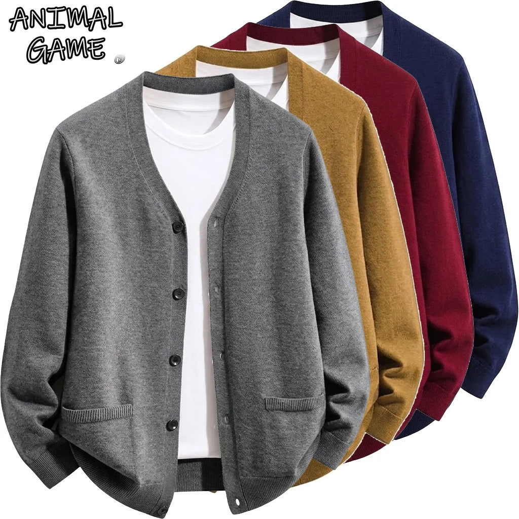 Men's V-neck cardigan with buttons and pockets