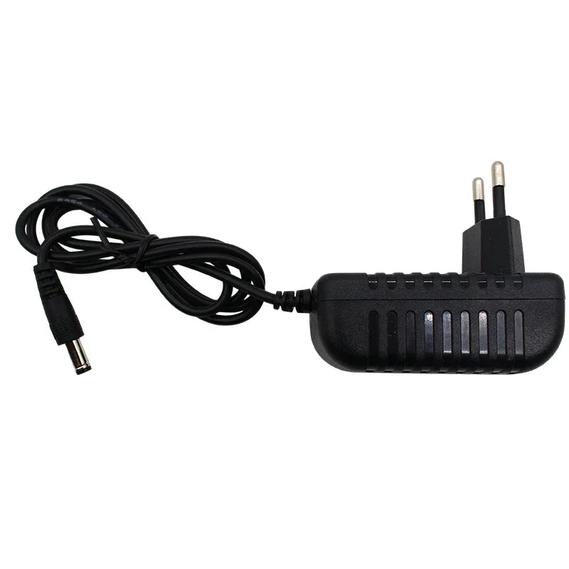 AC 110-240V DC 5V 6V 8V 9V 10V 12V 15V 0.5A 1A 2A 3A Universal Netzteil Ladegerät Adapter EU US für LED-Lichtbänder
