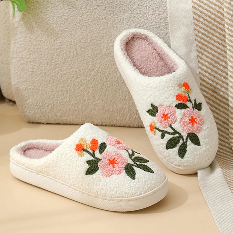 Ciabatte invernali da donna in cotone ricamato