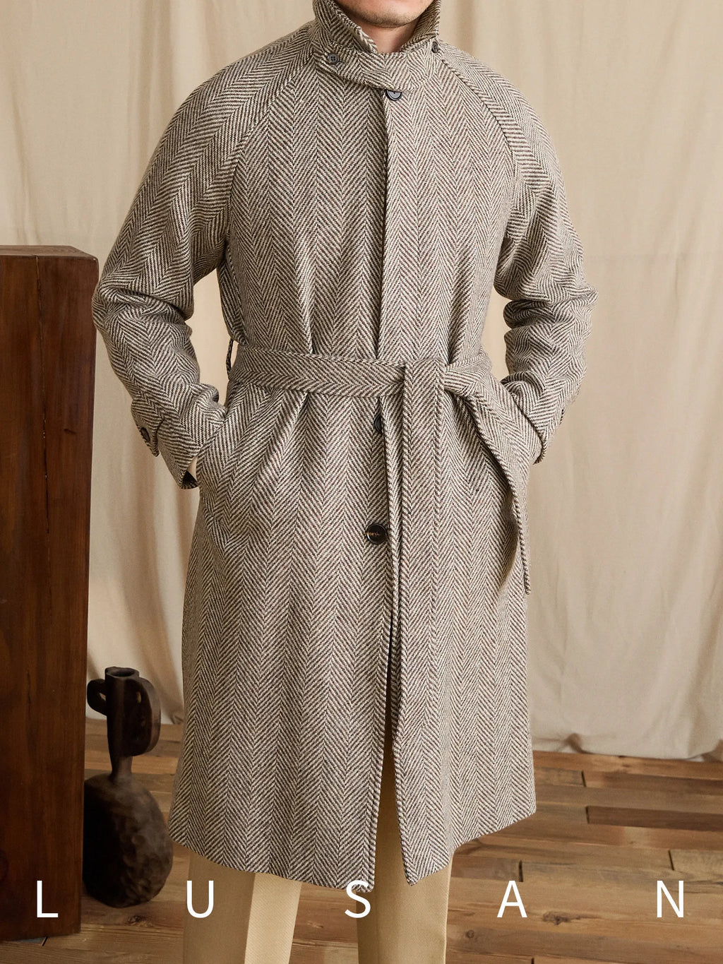 Men's 70% Wool Mid-Length Balmacin Coat Figure-Hugging Herringbone Design for Elegant Fashion