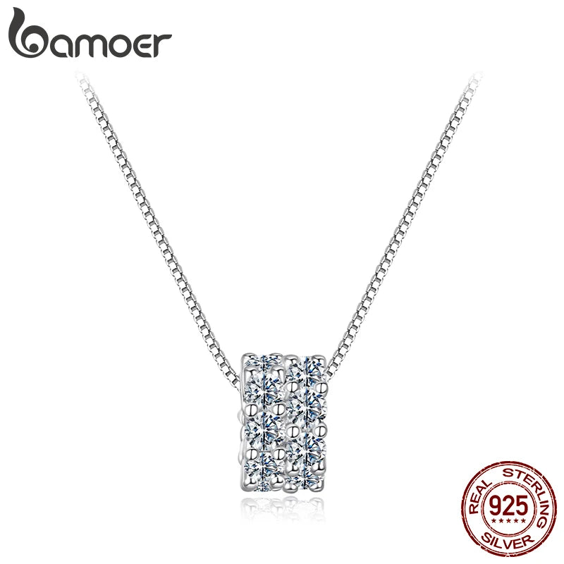 925 sterling silver necklace with moissanite pendant