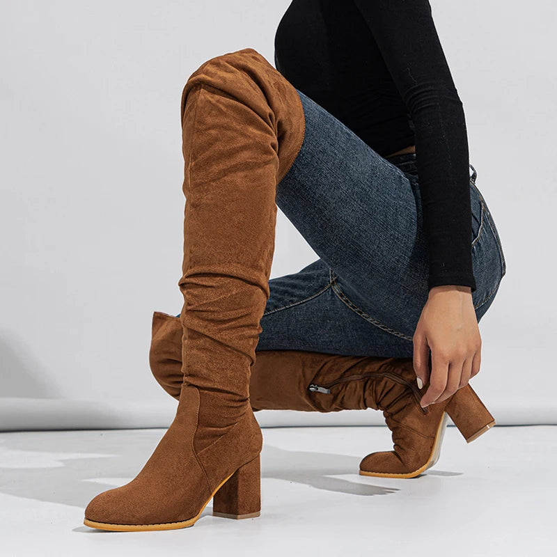 Stivali donna Liyke alti effetto suede con tacco largo
