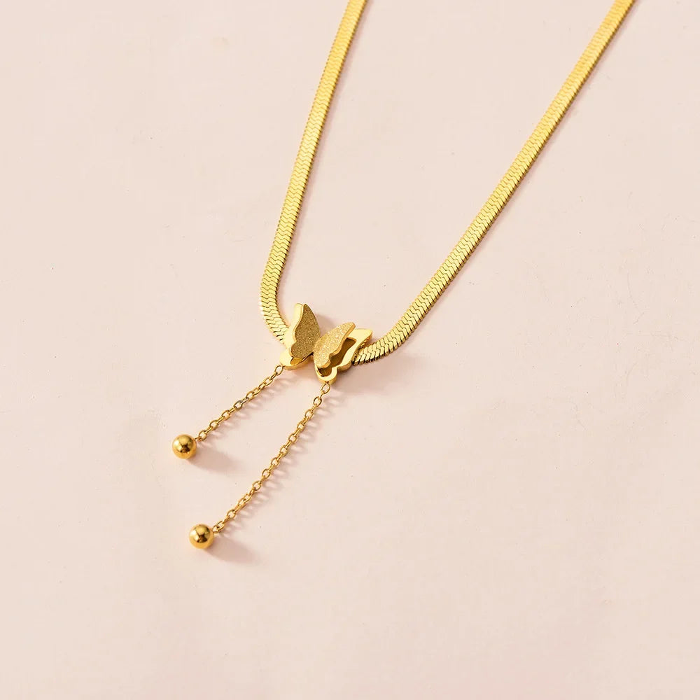 Vintage-Schmetterlingskette für Damen, golden, aus Edelstahl, mit schmalen Schlangenketten und ästhetischen Anhängern, Choker, Damenschmuck, Geschenk für Frauen