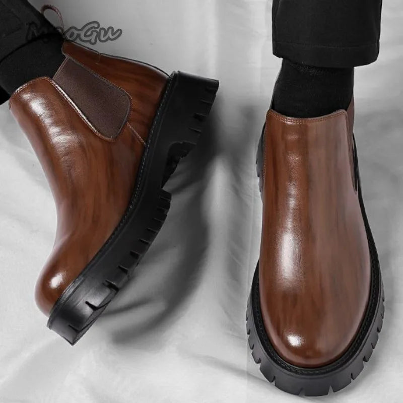 Vintage Herren-Chelsea-Stiefeletten in Braun, glänzendes Leder, Schlupfschuhe mit dicker, rutschfester Sohle, kurze Stiefel für Herren, Herbst, schwarz