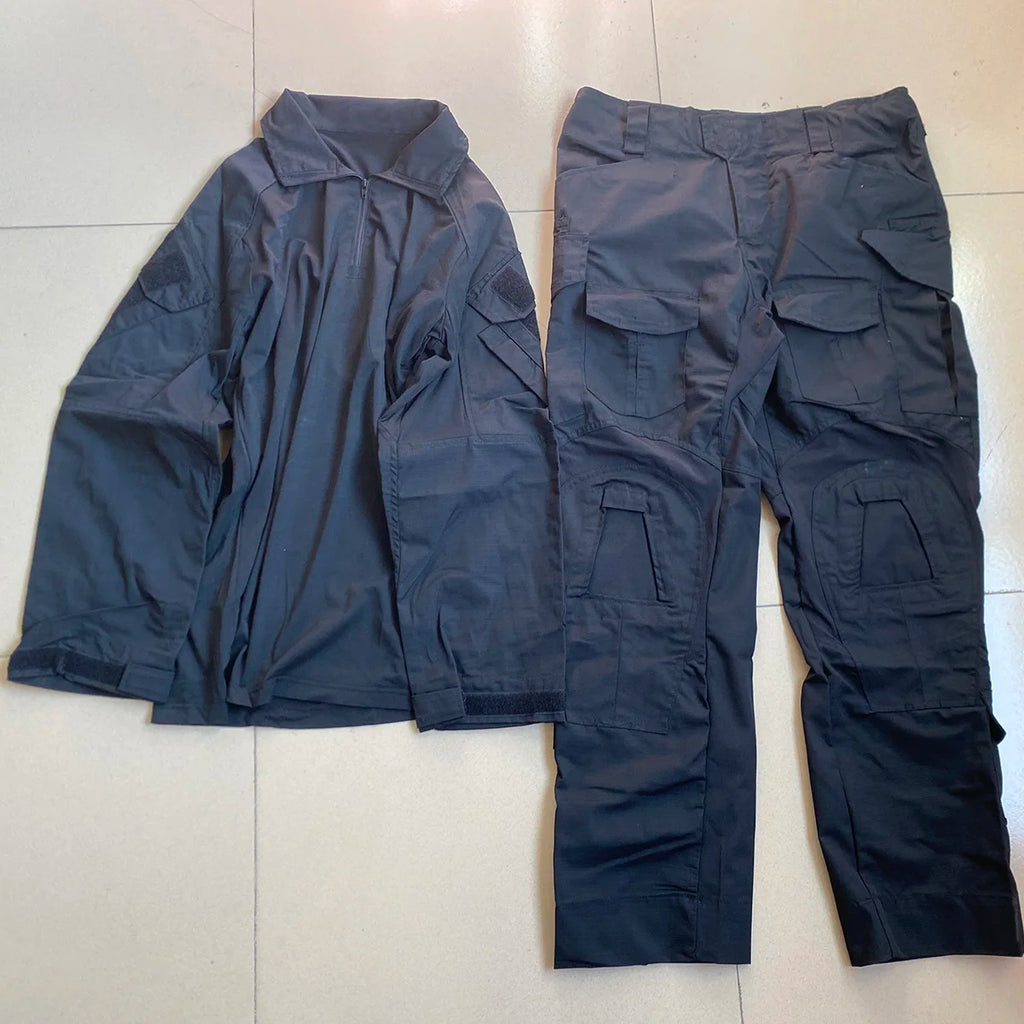Completo mimetico uomo con maglia e pantaloni