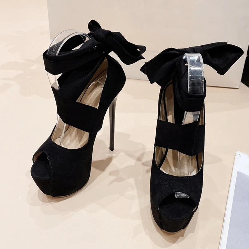 Scarpe peep toe donna Liyke nere con lacci e plateau