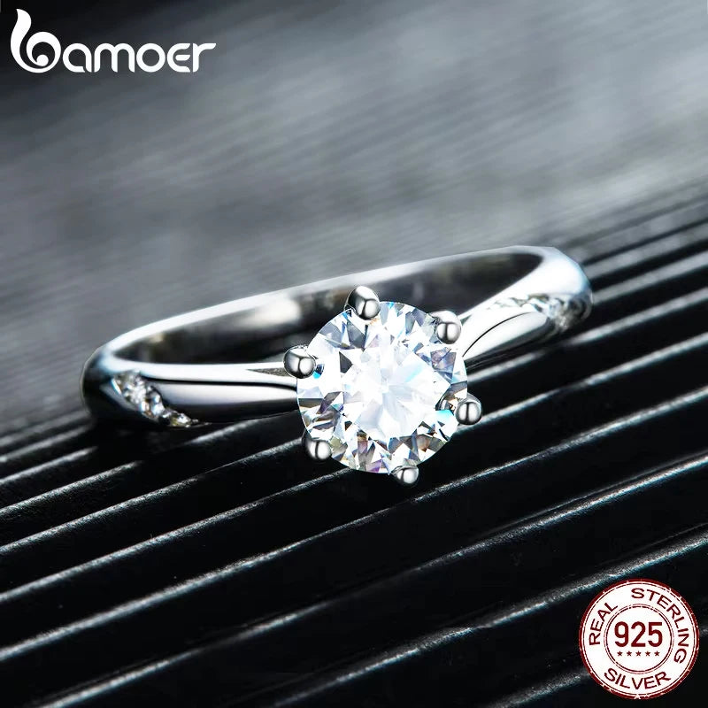 Solitaire ring