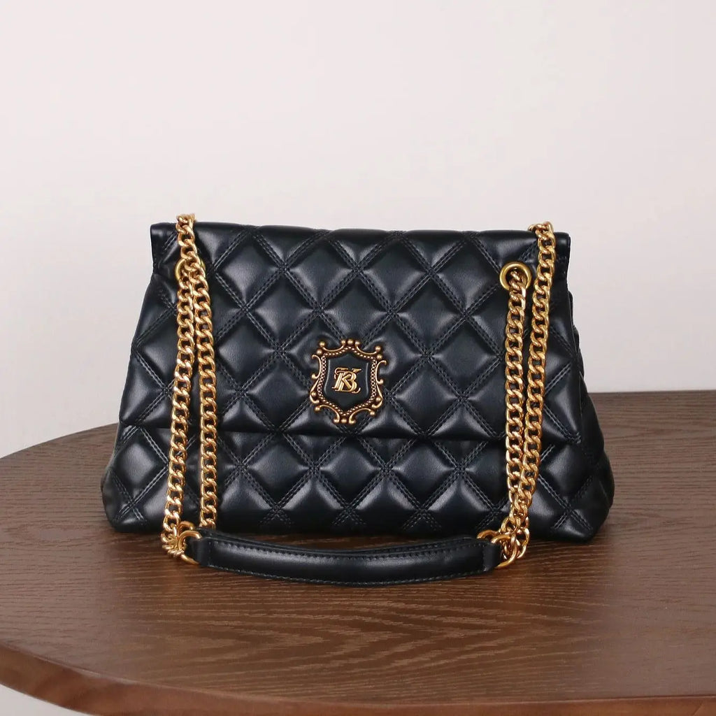 2026 Fashion New Luxury Handbag Joker Temperament Diamond Shoulder Bag High Sense Chain Large Capacity Elegant Commuter Bag One-