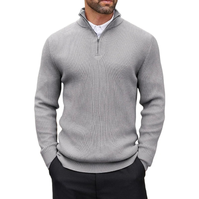 Men's long sleeve top with zip closure