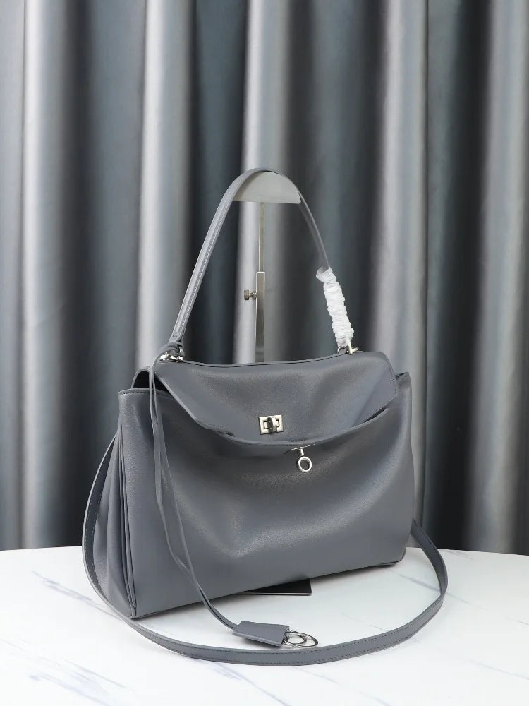 2026 New Luxury Brand Women Handbags Genuine Leather Shoulder Bags Women Retro Silver Buckle Tan Cowboy Bags Woman Totes