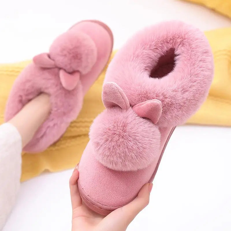 Zapatillas planas mullidas de mujer, zapatos de diseño de lujo, botas informales de invierno hasta el tobillo, elegantes sandalias de pelo suave para estar en casa