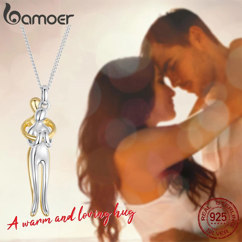 Collana con pendente a tema amore