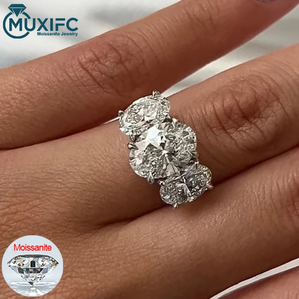 Anello in argento 925 con moissanite a taglio ovale