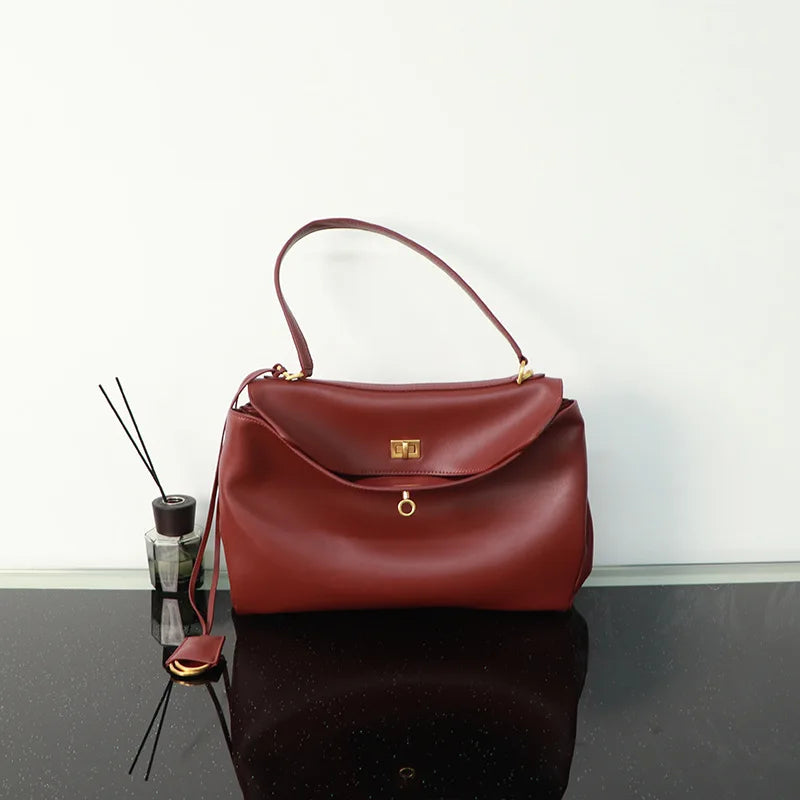 2026 New Luxury Brand Women Handbags Genuine Leather Shoulder Bags Women Retro Silver Buckle Tan Cowboy Bags Woman Totes