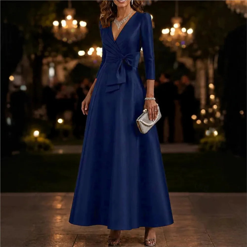 Abito midi da donna con scollo a V e maniche a tre quarti