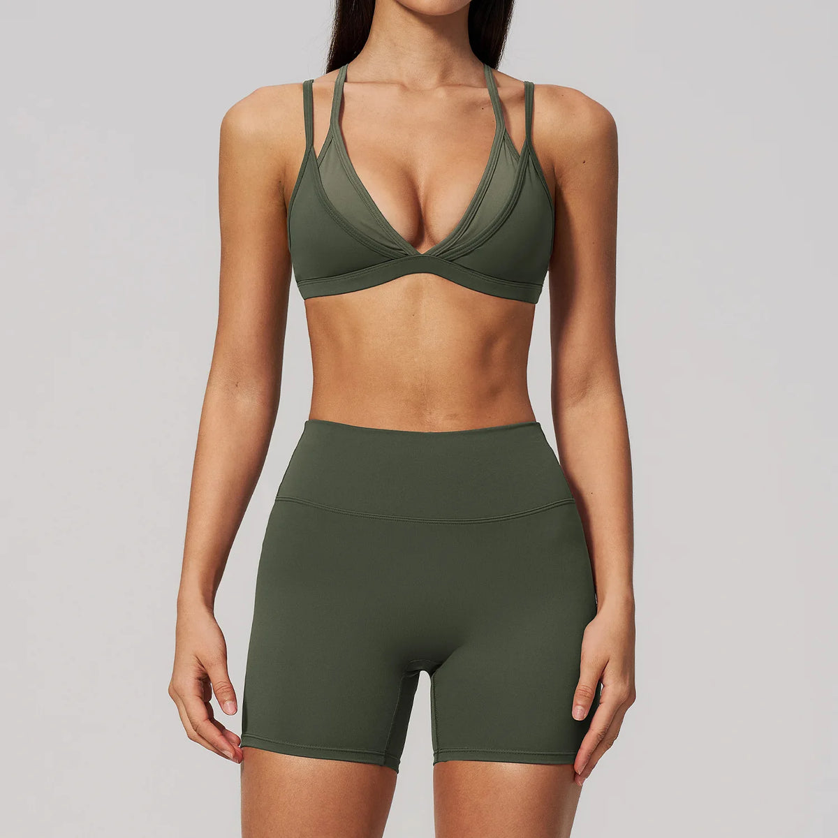 Completo donna NCLAGEN con top e pantaloncini