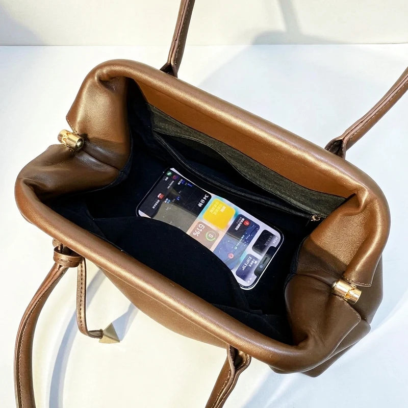Shell-Shaped Metal Frame Clip Bags For Women Luxury Designer Handbags Purses 2026 New In PU Metal Piece Straps Underarm Shoulder
