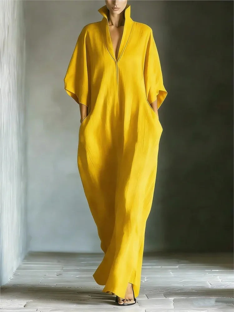 Midi dress with V-neck and pockets