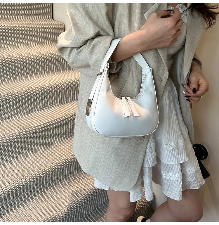 2026 New Patent Leather Hobo Bag for Women Shiny Minimalist Underarm Shoulder Bag Trendy Versatile Handbag Daily Commute Dating