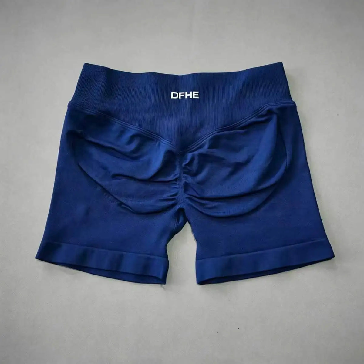 Pantaloncini yoga donna in nylon a vita alta