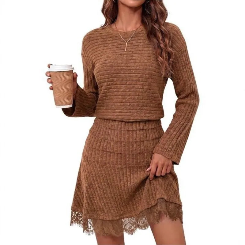 Completo donna a due pezzi con top e gonna in pizzo — immagine 2