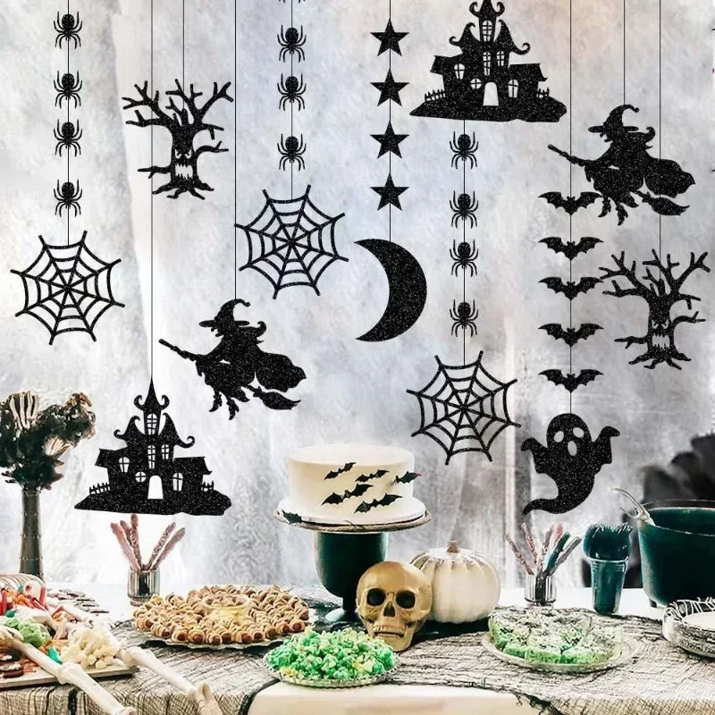 Lot de 6 guirlandes suspendues d’Halloween avec araignées effrayantes, sorcières, fantômes et chauves-souris, décorations pour une joyeuse fête d’Halloween à la maison
