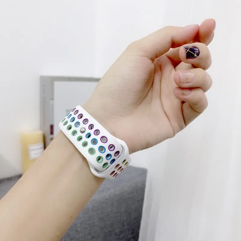 Silicone Strap For Apple Watch Bands 46mm 44mm 45mm 40mm 41mm 42mm Sport Correa Bracelet iWatch Series 12 11 10 9 SE 8 Ultra 4 3