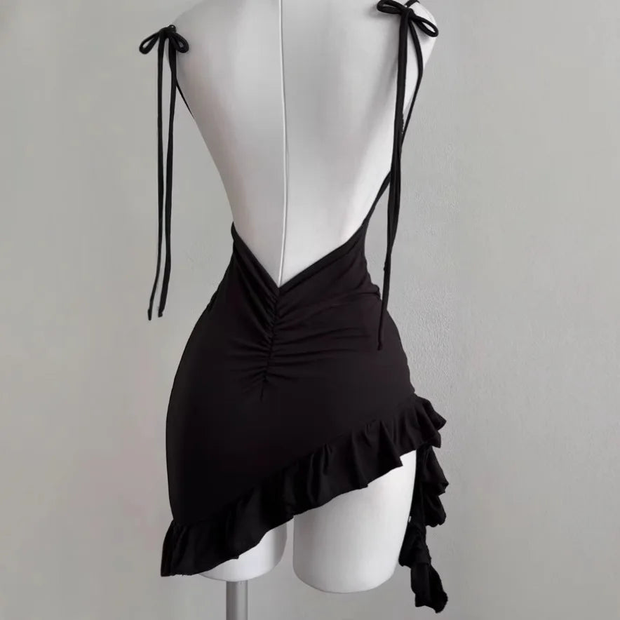 Mini abito nero da donna a linea A senza maniche