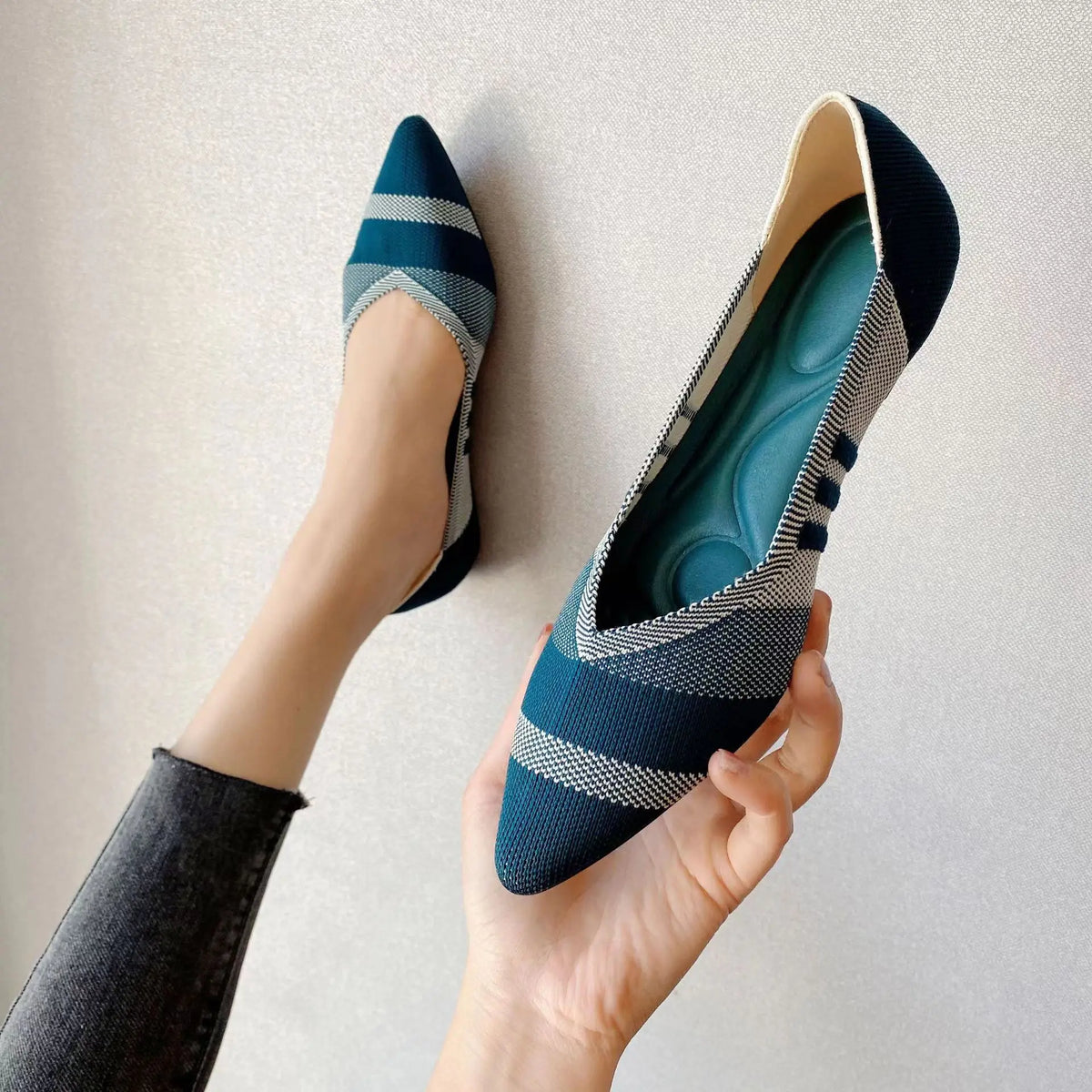 Ballerine da donna a punta con tomaia in cotone