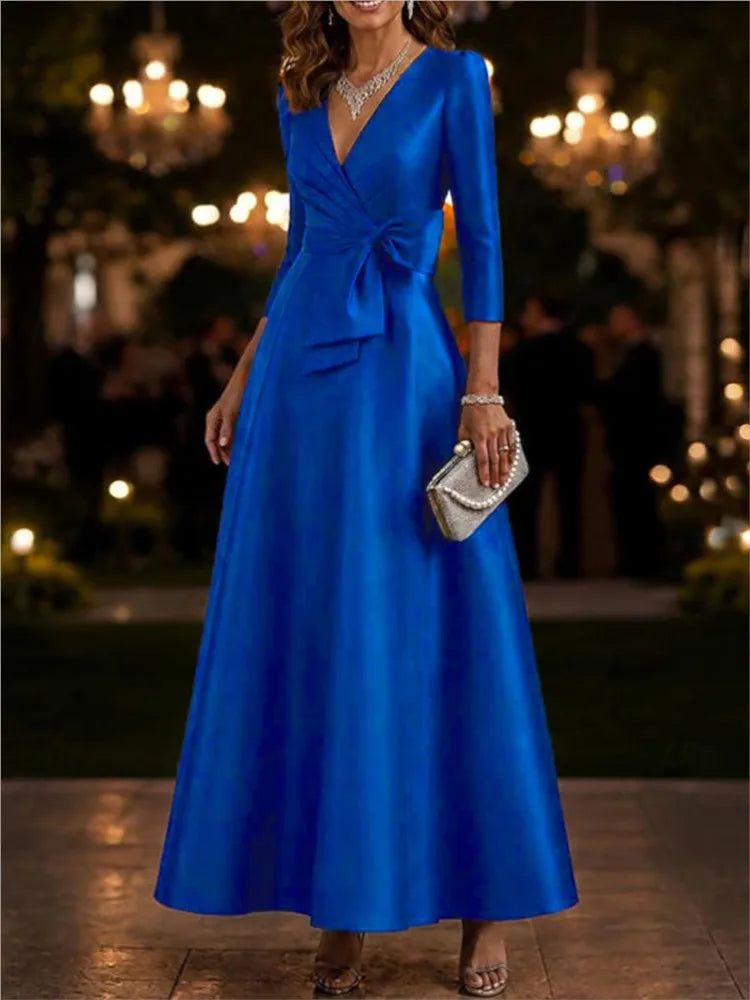Abito midi da donna con scollo a V e maniche a tre quarti