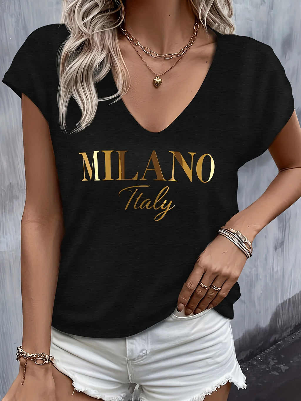 T-shirt da donna con scollo a V e maniche corte