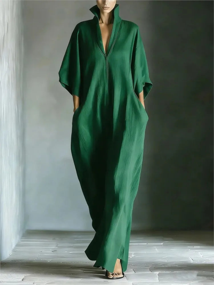 Midi dress with V-neck and pockets
