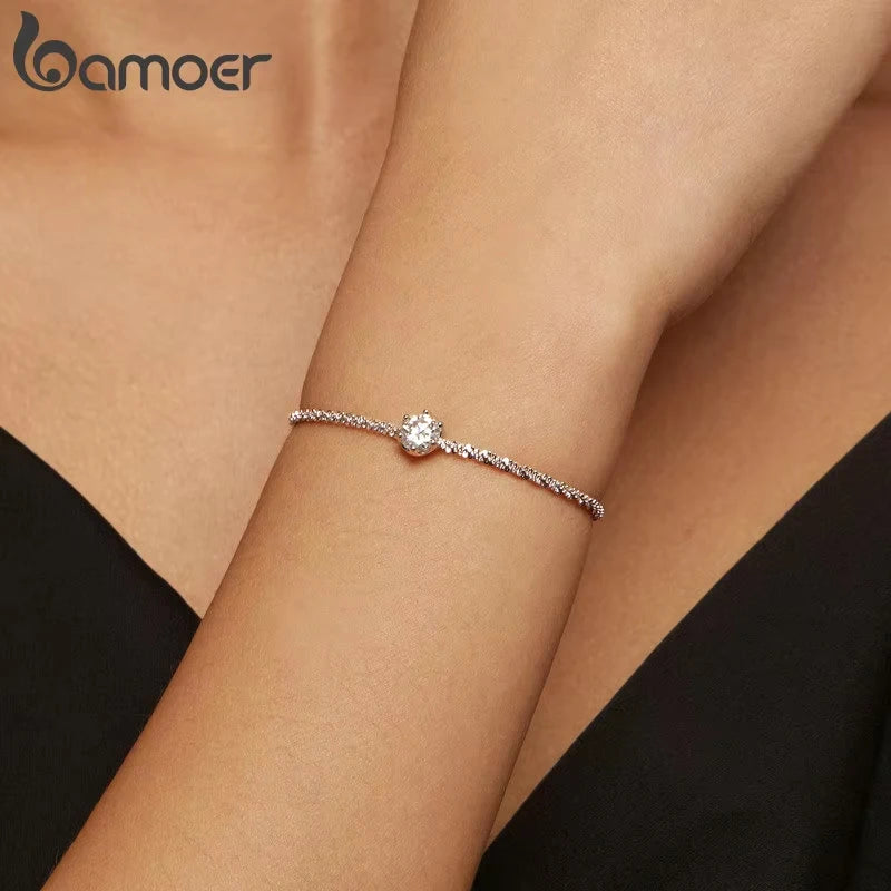 Bracelet with round elements