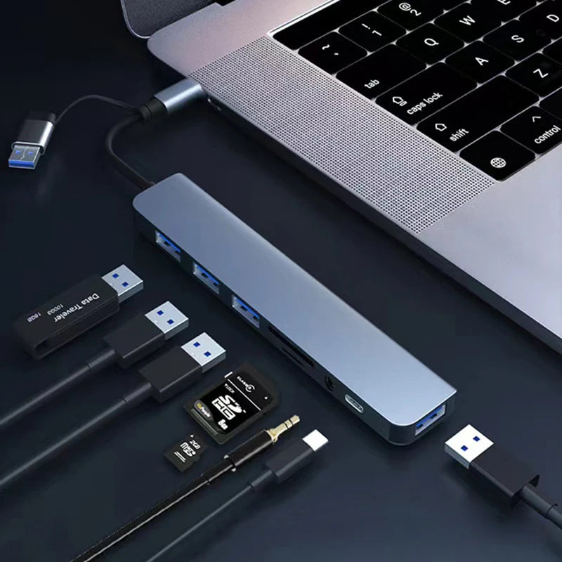 Hub USB-A y USB-C con audio de 3,5 mm y lector de tarjetas SD/TF