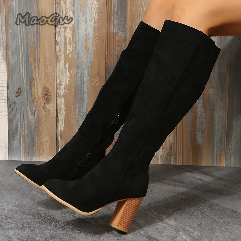 Retro-Reitstiefel aus Wildleder für Damen, kniehoch, Winter 2025, mit seitlichem Reißverschluss, hohen Absätzen, im Western-Cowboy-Stil, warm gefüttert, Lederschuhe, Größe 35