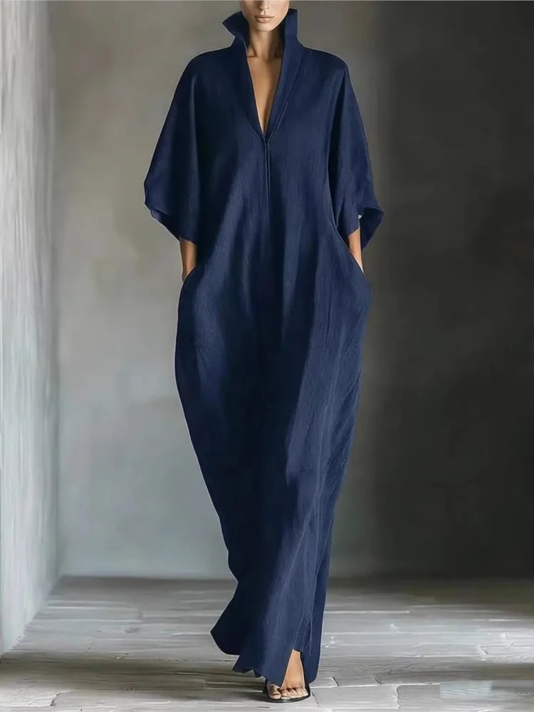 Midi dress with V-neck and pockets