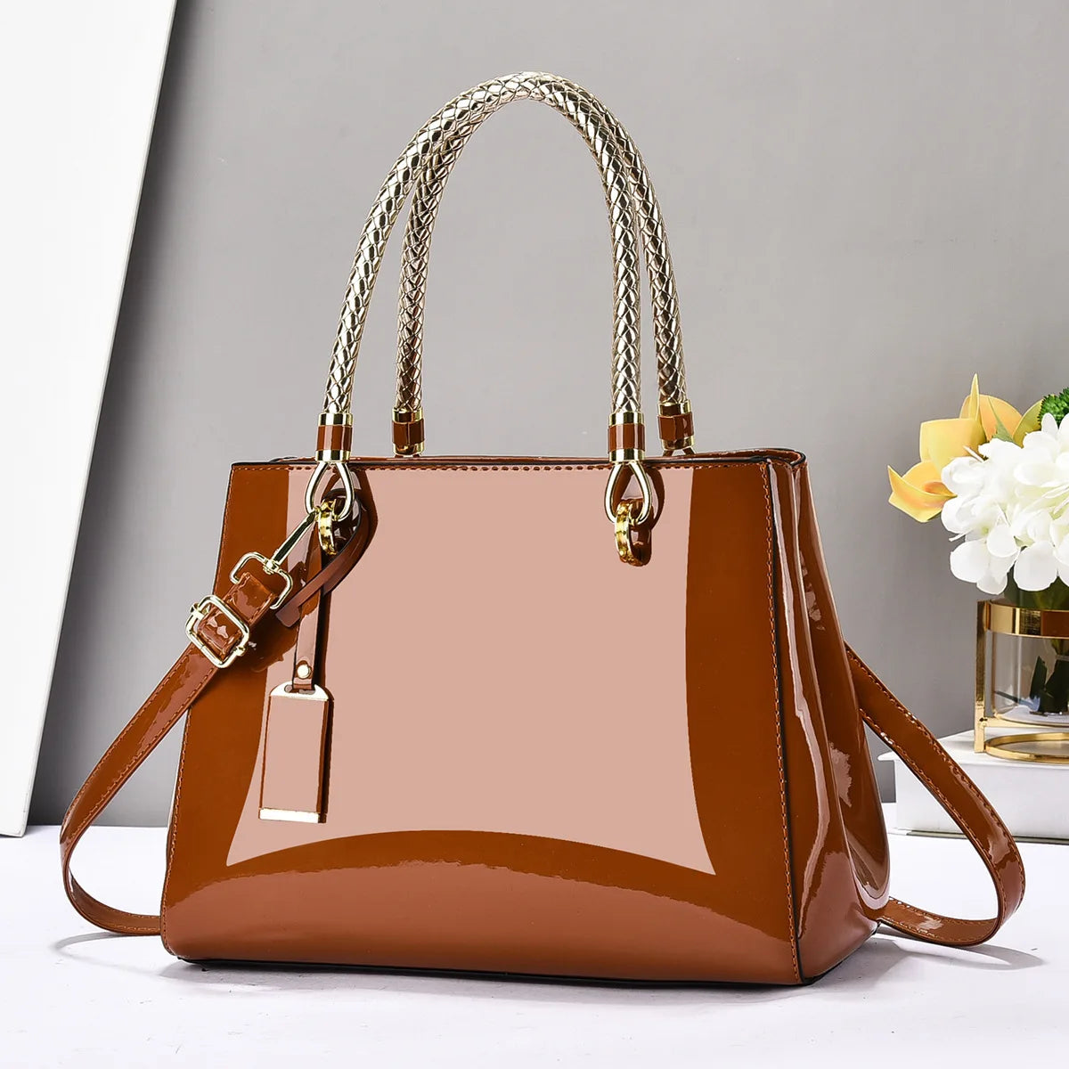 2026 Light Luxury Fashion Lacquer Leather Handbag Large Capacity Ladies Casual Shoulder Crossbody Bag Bright Face Women's Bag