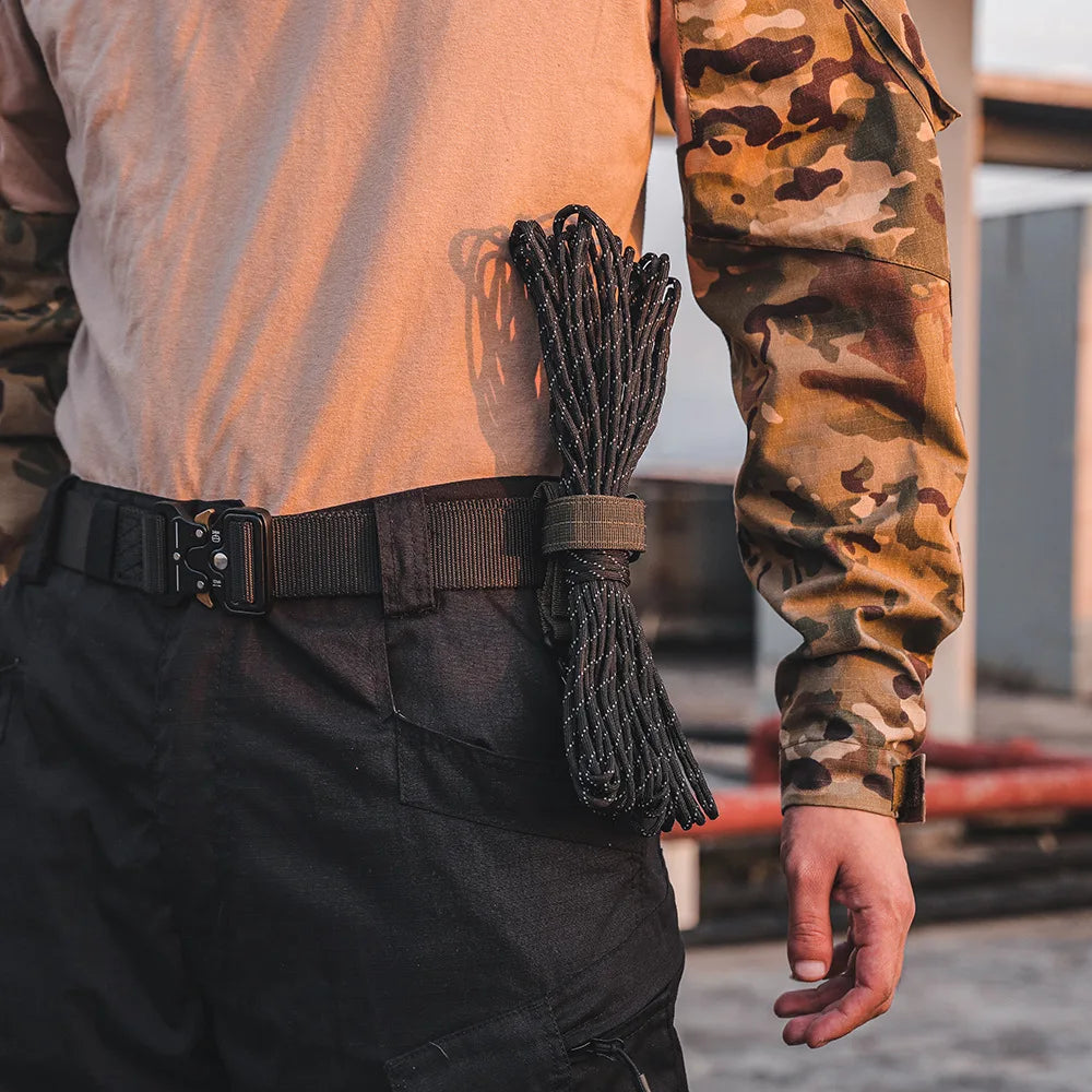 Portable Glove and Rope Clip for Outdoor Gear