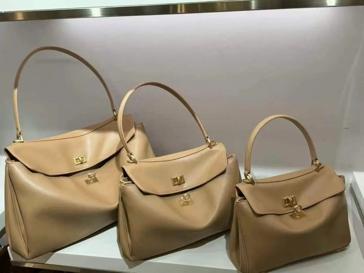 2026 New Luxury Brand Women Handbags Genuine Leather Shoulder Bags Women Retro Silver Buckle Tan Cowboy Bags Woman Totes