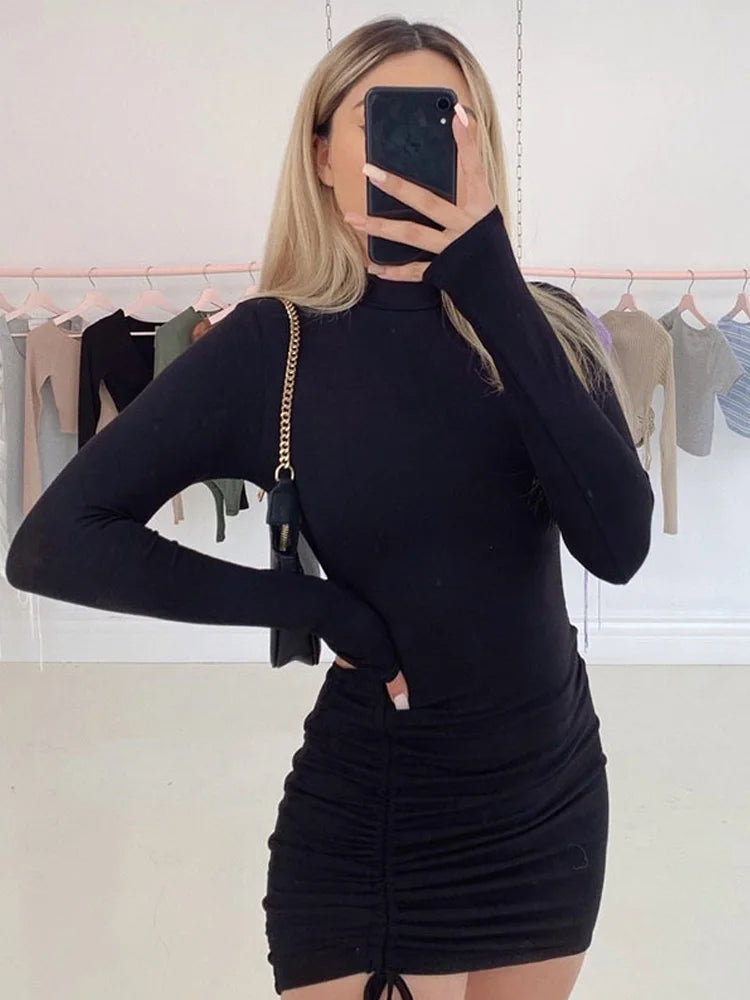 Mini abito aderente donna con collo alto e maniche lunghe — immagine 8