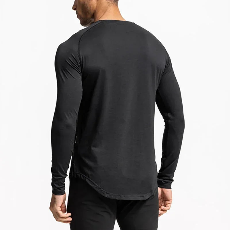 Maglia sportiva aderente uomo, maniche lunghe