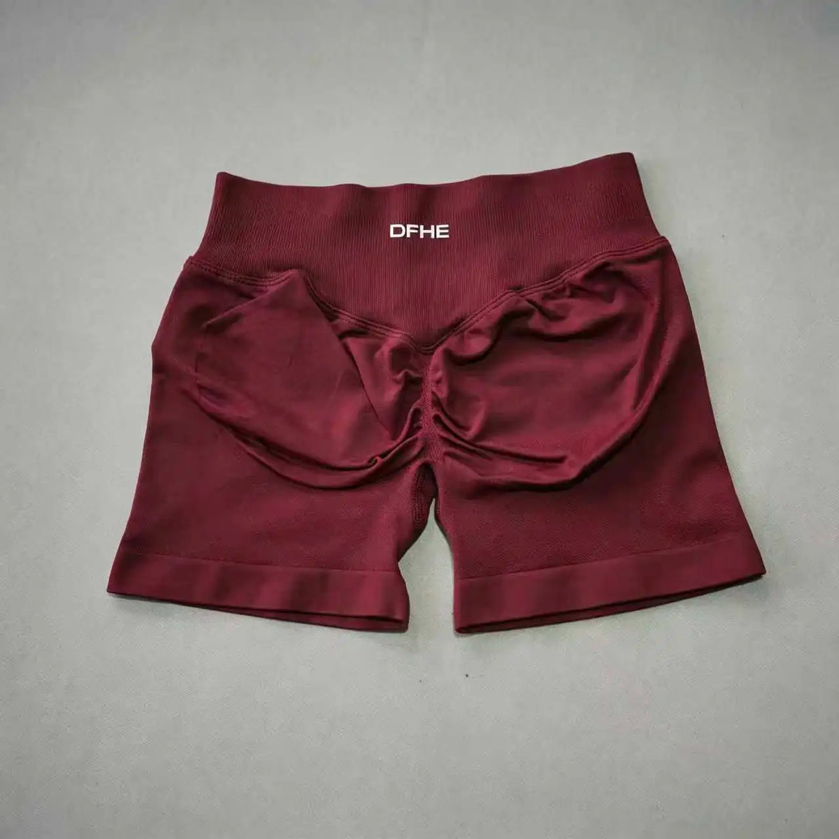 Pantaloncini yoga donna in nylon a vita alta