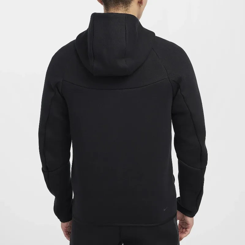 Chaqueta deportiva de hombre, con capucha