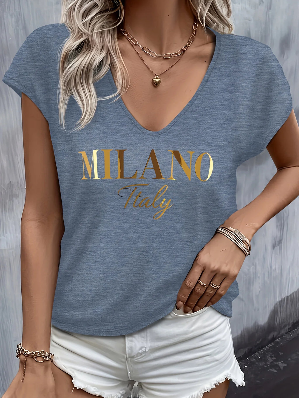 T-shirt da donna con scollo a V e maniche corte