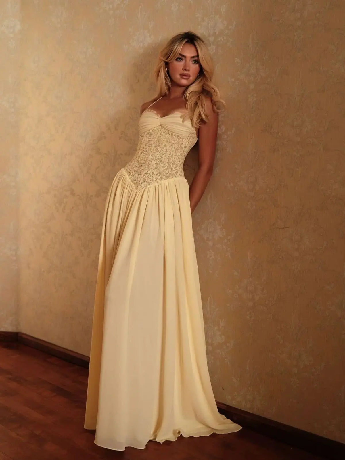 Abito lungo donna con scollo all'americana — immagine 2