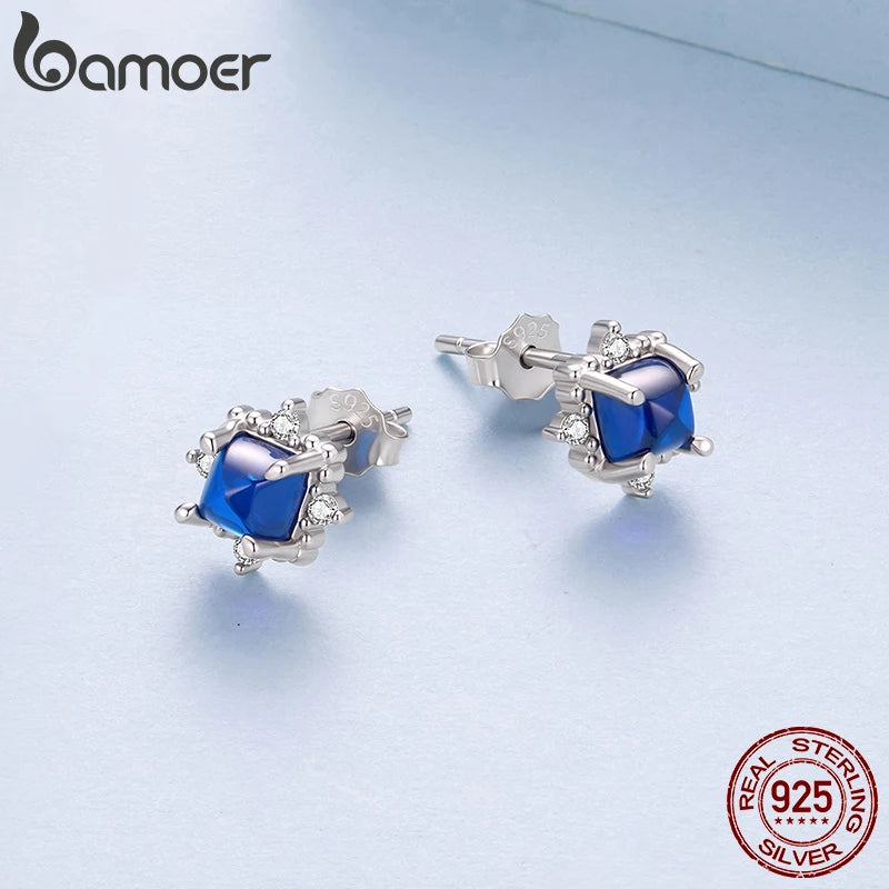 Orecchini a lobo quadrati blu con contorno BSE1312