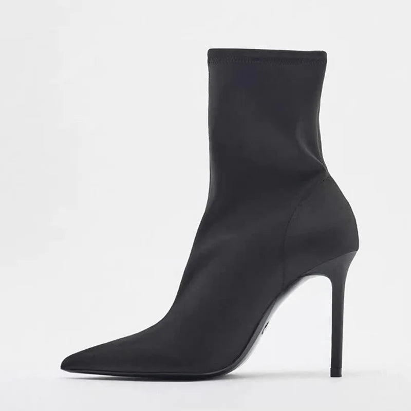 Stivaletti donna Liyke stretch neri a punta con tacco