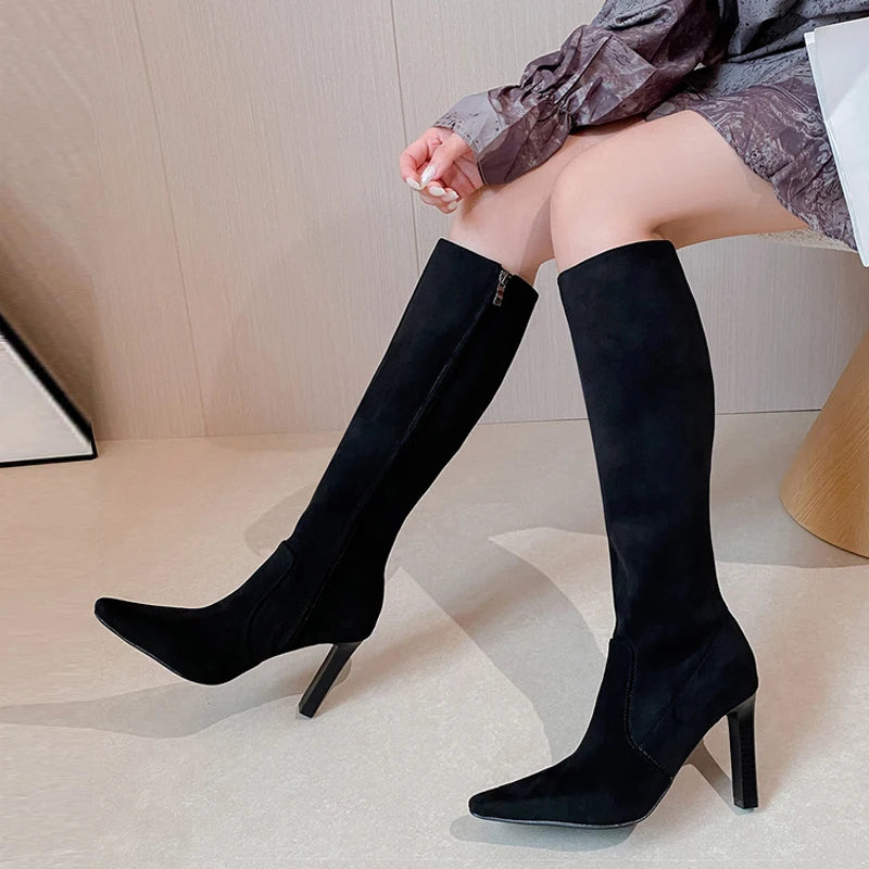 Stivali donna Liyke effetto suede con zip e tacco largo