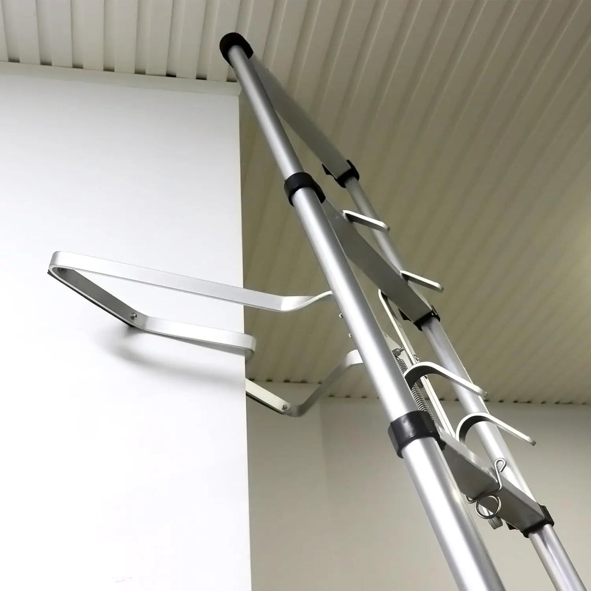 BRIEFNESS Universal Ladder Standoff, Anti-Slip Stabilizer, Universal V/I-Shaped Corner Stay with Non-Slip Design, Easy to Install