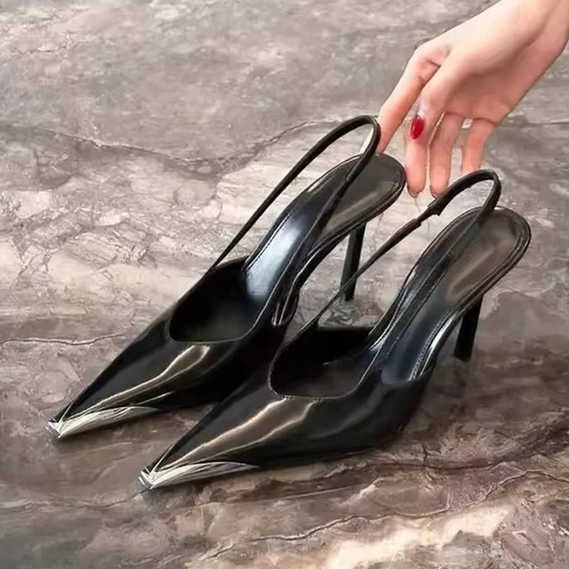 Scarpe slingback donna Liyke nere a punta con dettaglio metallico